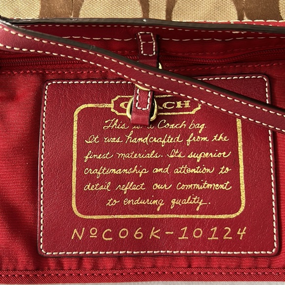 Authentic wine and brown monogram Coach shoulder bag. - Picture 5 of 10